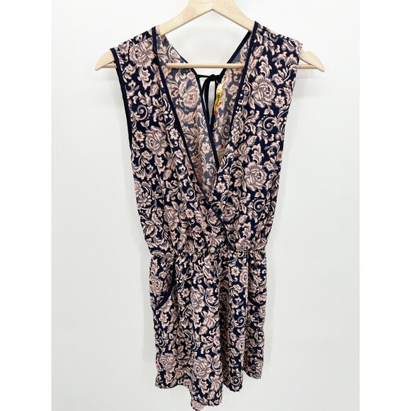 Always Pink Blue Printed Surplice V-Neck Tie Back Romper Women's Size Medium M - Picture 1 of 9
